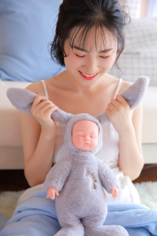 隔着裤子揉小豆豆自慰后出血